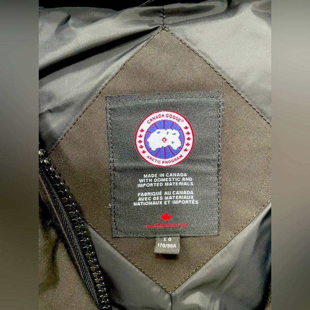 The Women's Canada Goose Rossclair Parka